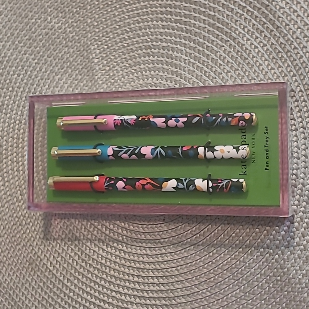 Kate Spade Pen & Tray Set